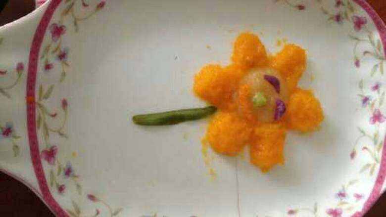 【宝宝铺食妈妈做】可爱的太阳花,南瓜皮做花干