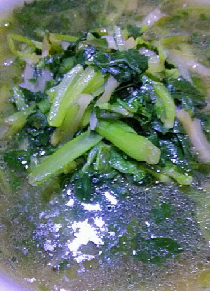 小青菜榨菜湯