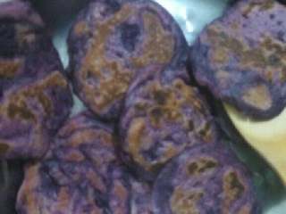 又香又脆的紫薯饼,看，，吃起来脆脆的