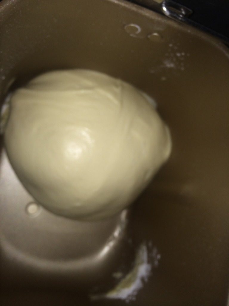 椰丝面包,开始发酵 发至面团两倍大即可