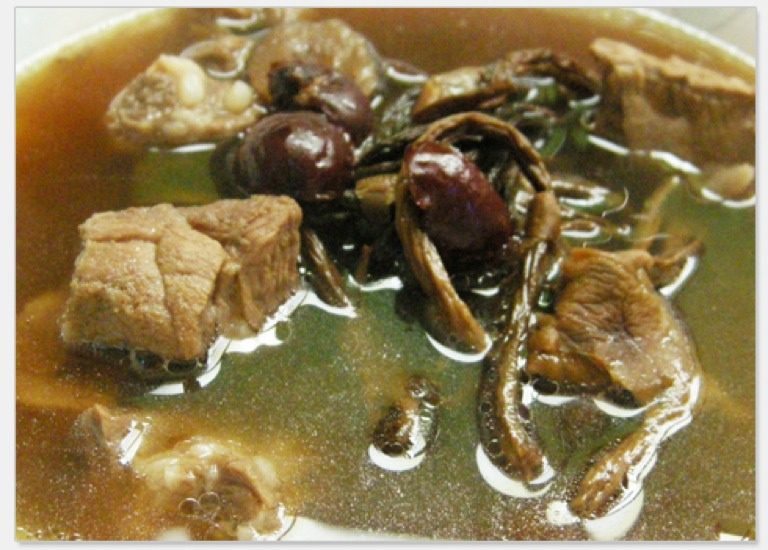 茶树菇煲龙骨