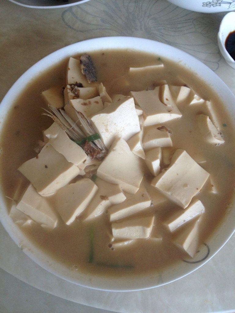 鱼头豆腐汤,如图完成