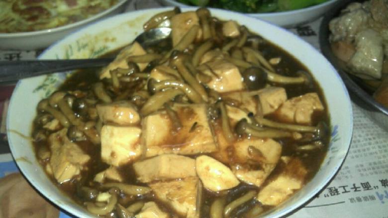 豆腐真姬菇