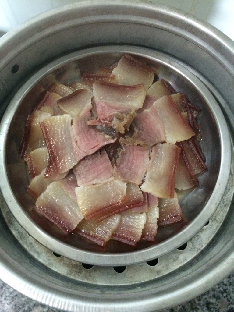 东北酱油蒸肉图片