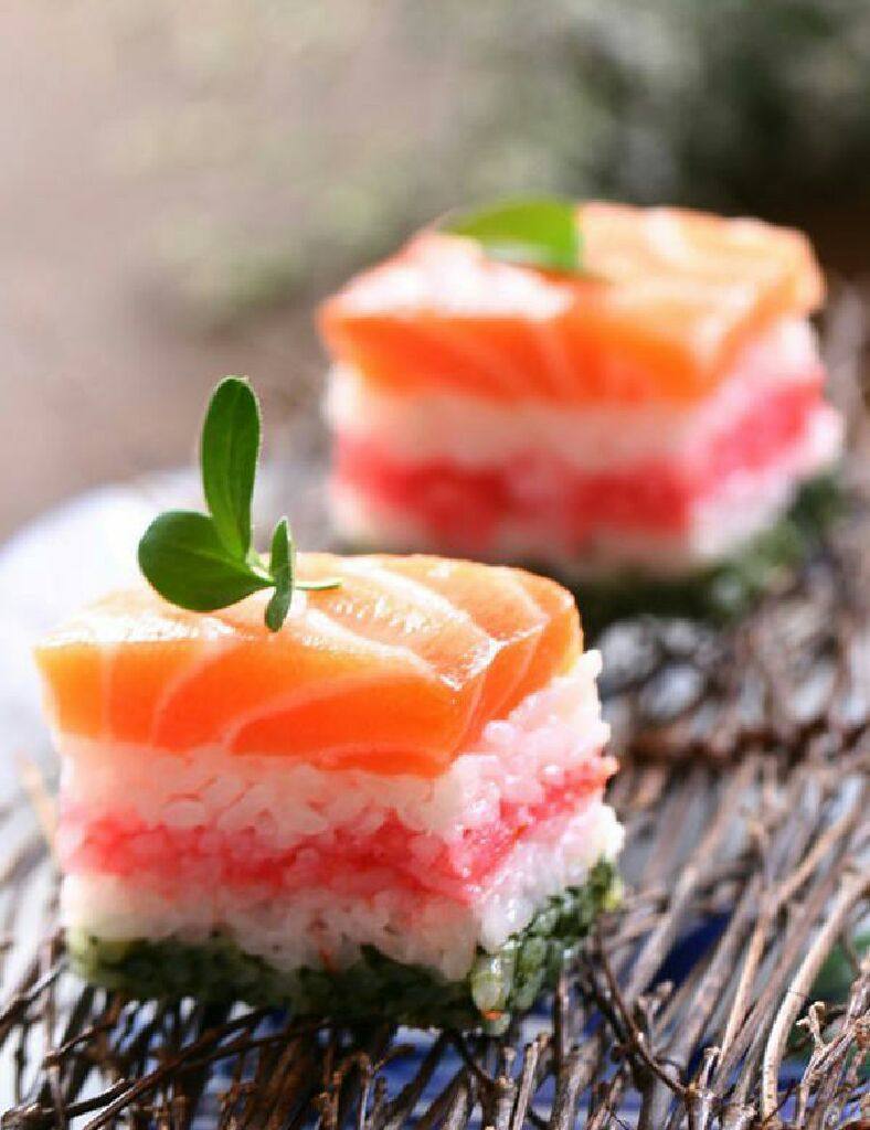 鲑鱼箱寿司
