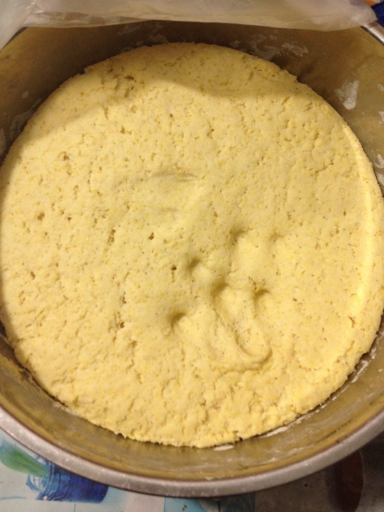 玉米面馒头,如图放在温处发酵