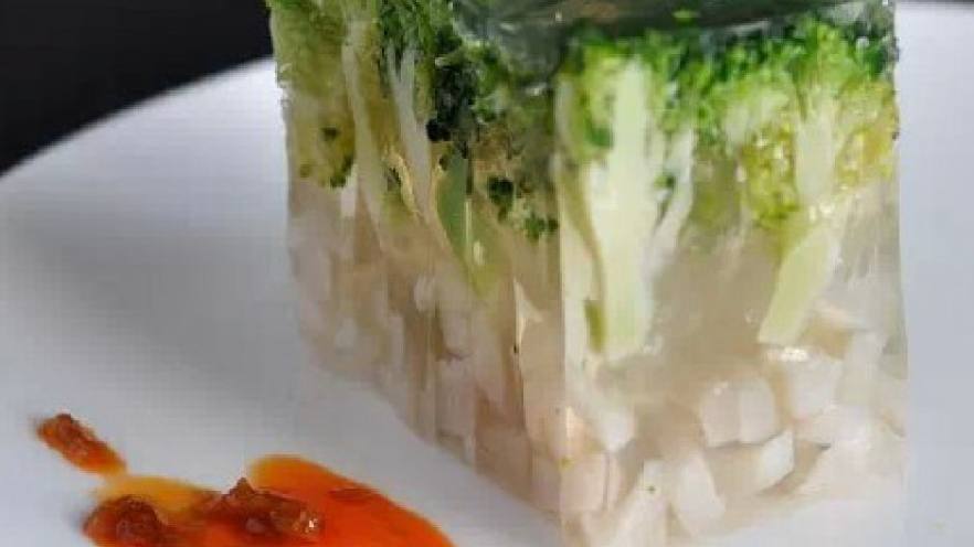 创意菜 时蔬水晶皮冻