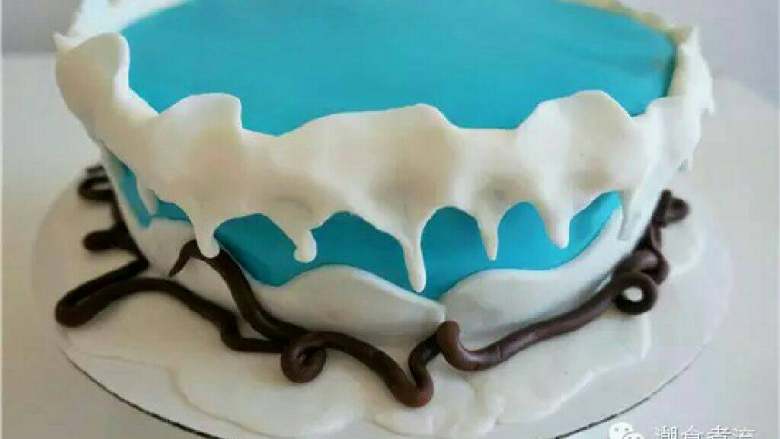 可爱到不忍下口的冰雪奇缘3D蛋糕|翻糖蛋糕教学,棕色翻糖做出树枝