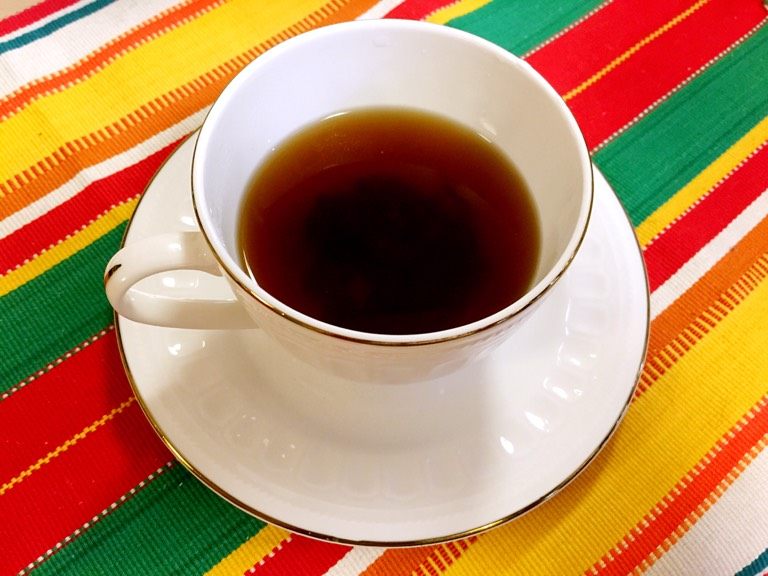 红枣桂圆茶,每天早晨起床，舀一勺用开水冲开，喝完暖暖的。长期喝面色红润有光泽！每月那几天也会很顺畅，肚肚也不痛哦！