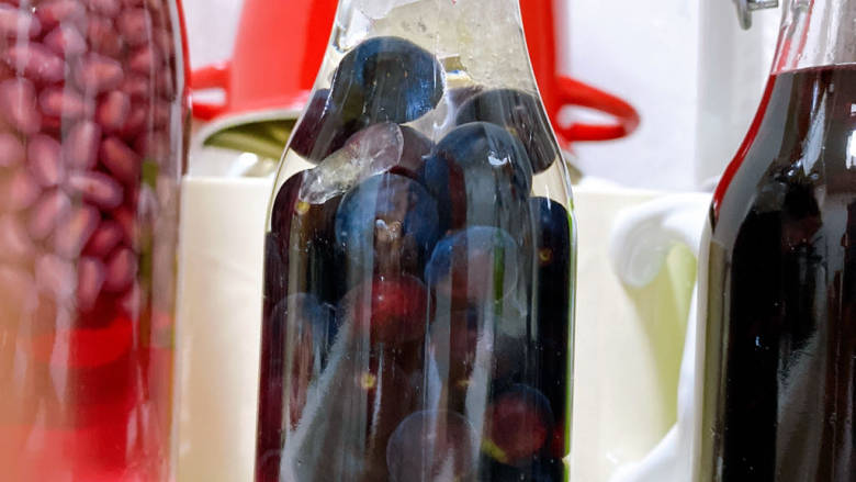 蓝莓🫐白酒,封瓶，放置阴凉通风处处