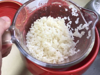 蟹肉粥,大米淘米干净