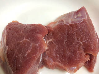 鲜虾猪肉馄炖,选的是比较嫩的瘦腿肉