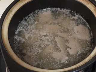 青菜猪肝汤,煮2分钟左右