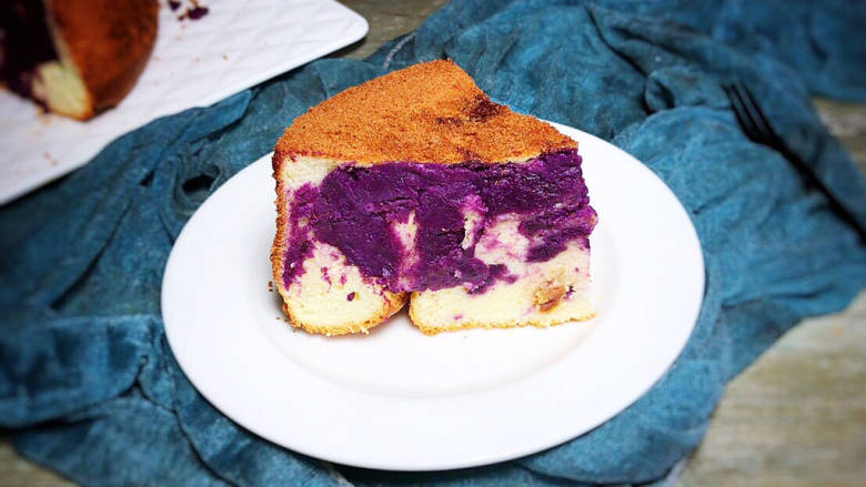 紫薯夹心蛋糕,成品图